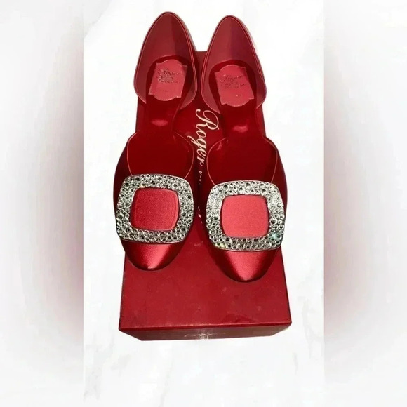 Authentic Roger Vivier statement pink satin Dorsay flat pointed  toe sandal 36 - Picture 3 of 7